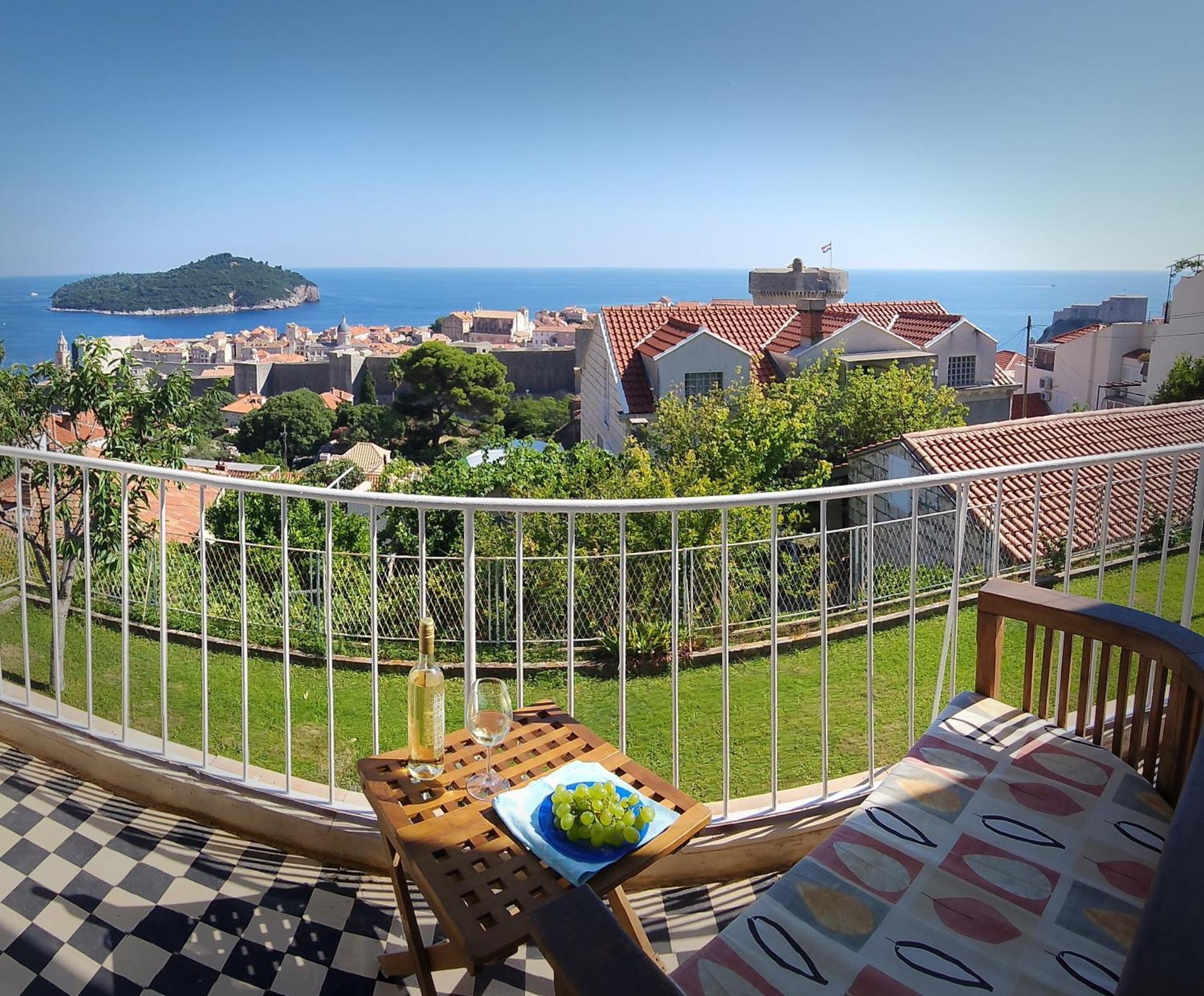 Sea And Old City View Apartment Dubrovnik Exterior foto