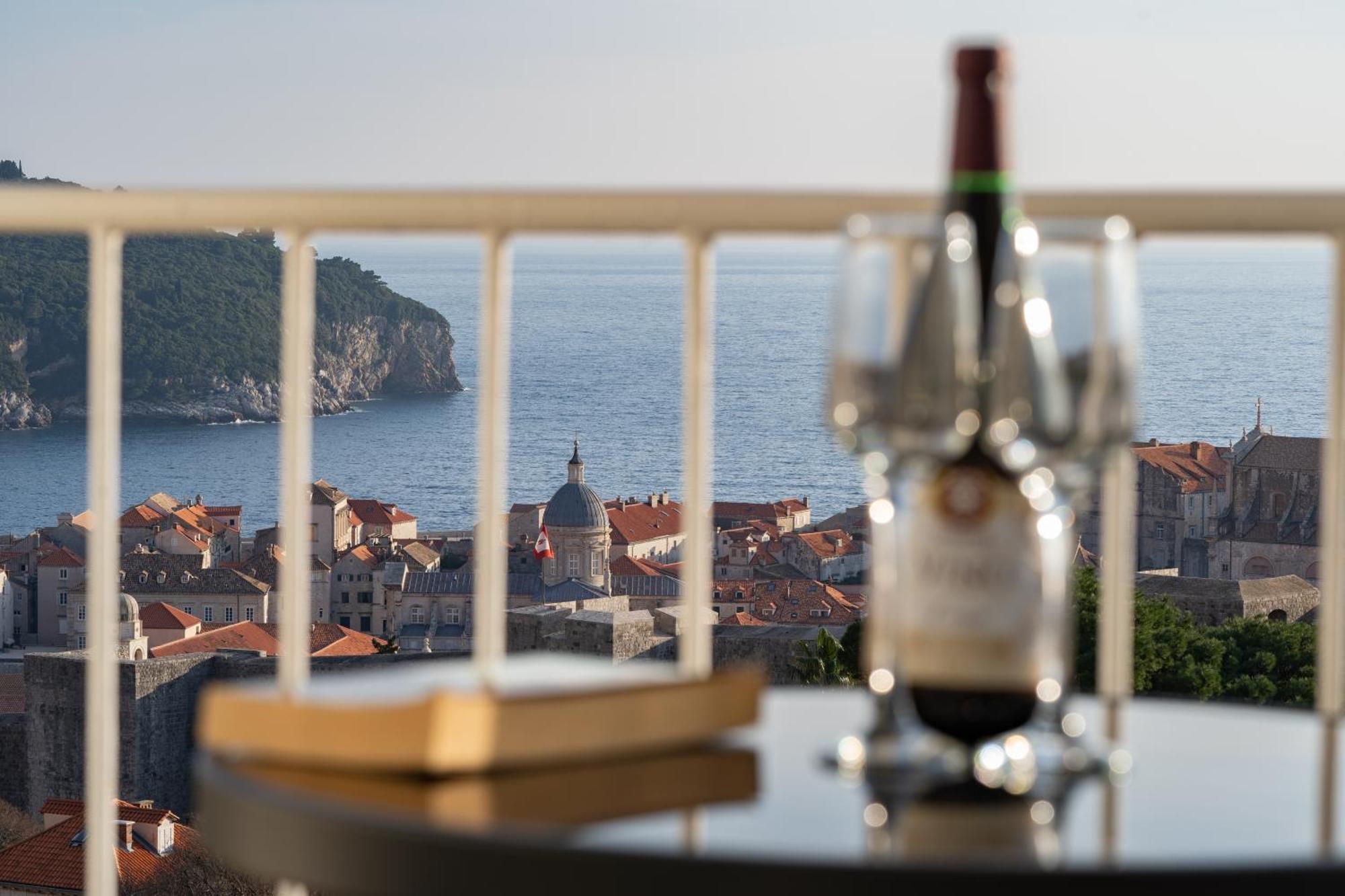 Sea And Old City View Apartment Dubrovnik Exterior foto